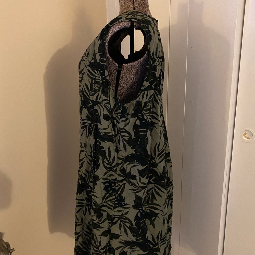 Tropical Green Print A-Line Dress with tie.